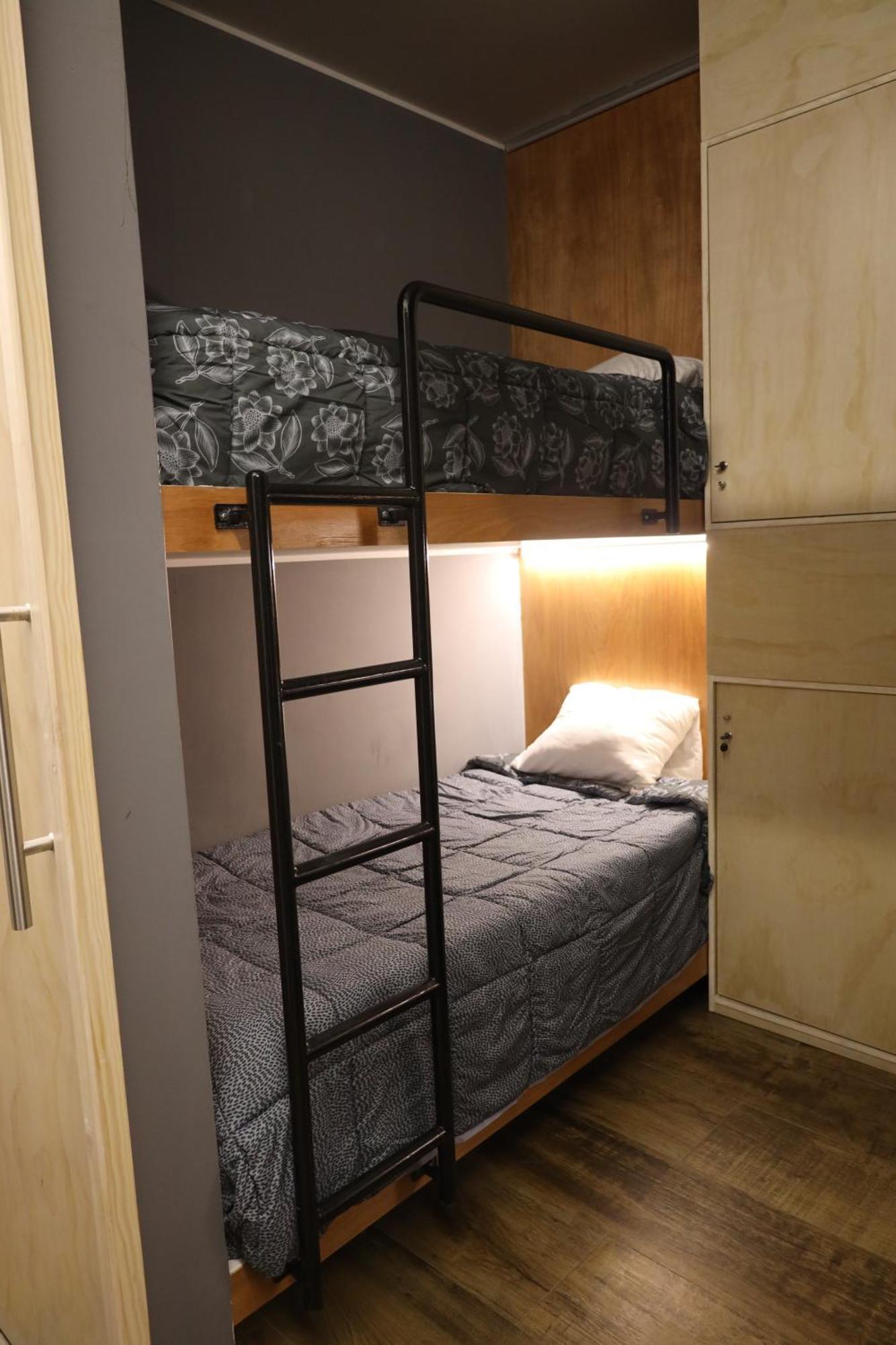 Sabina Aeropuerto Hostel Lima Zewnętrze zdjęcie